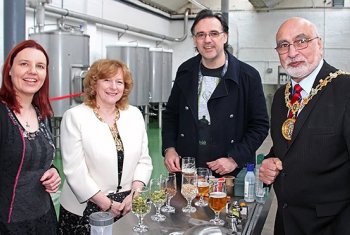 Serious Brewing: Mayor opens new brewing company
