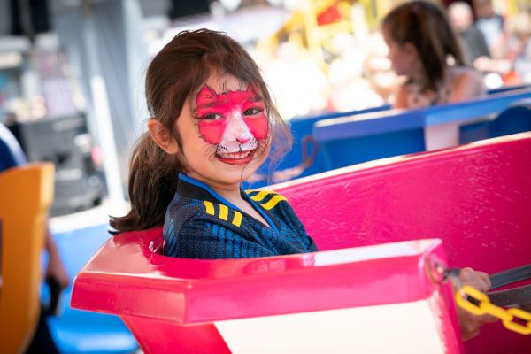 Image: Food, drinks and fun: Street Eat returns to Rochdale Town Hall Square